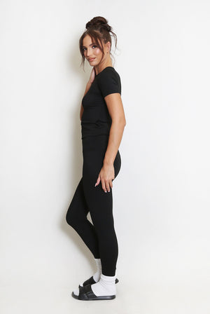 Athleisure T-shirt And Leggings Set - Oakley - Storm Desire