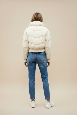 Back view hooded puffer jacket, off-white, diamond quilting, long sleeves