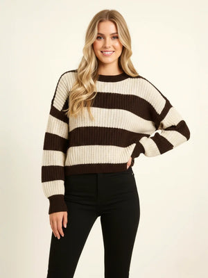 Color-block striped cropped knitted jumper in brown and cream, ribbed cuffs and hem