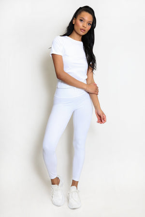 Athleisure T-shirt And Leggings Set - Oakley - Storm Desire