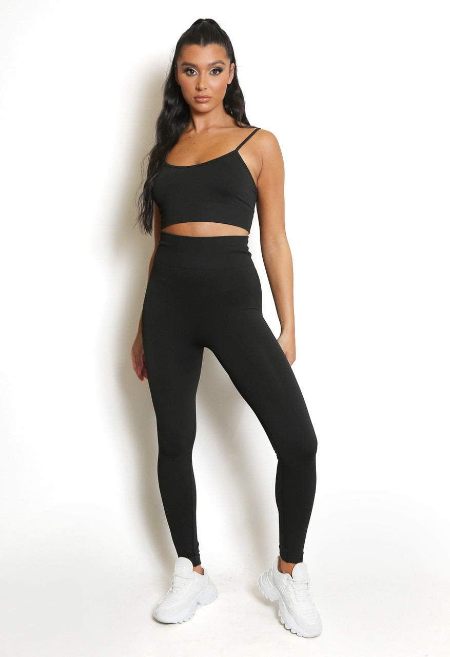 Black Strap Crop Top & Leggings Gym Set - Aurelia – Storm Desire