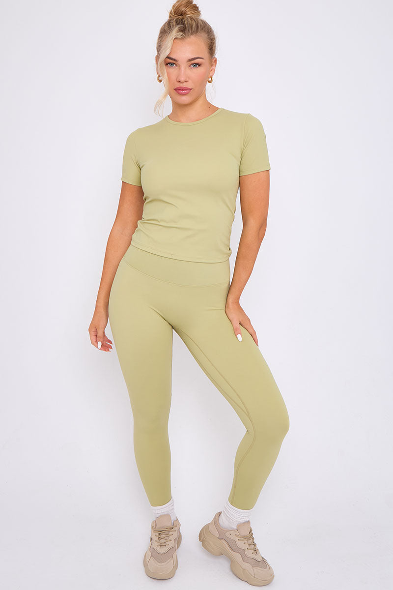 Athleisure T-shirt And Leggings Set - Oakley - Storm Desire