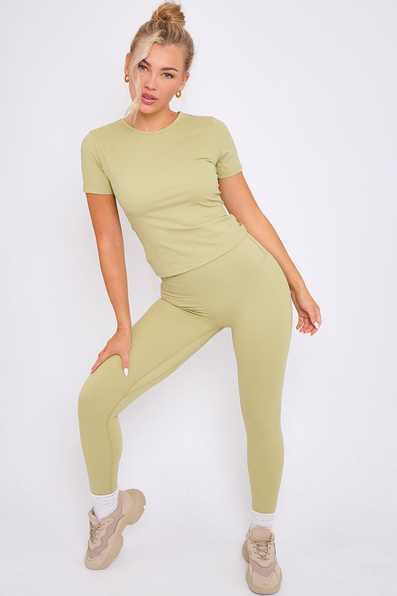 Athleisure T-shirt And Leggings Set - Oakley - Storm Desire