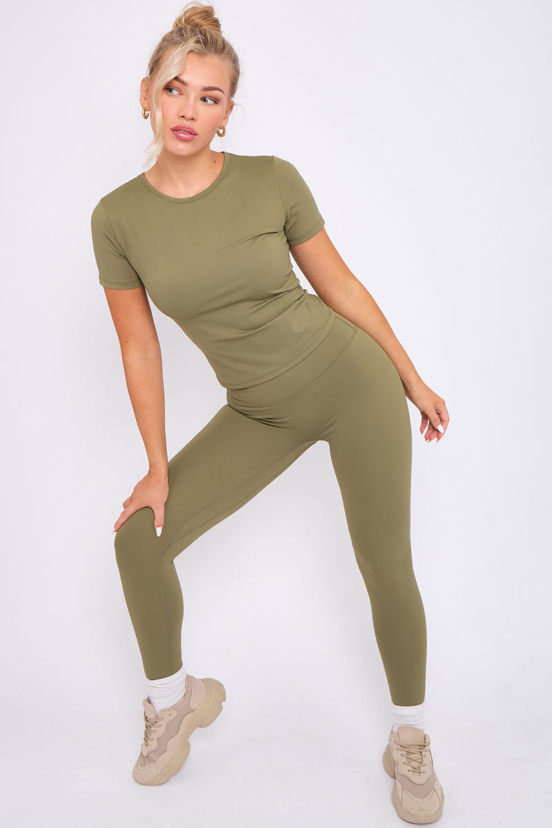 Athleisure T-shirt And Leggings Set - Oakley - Storm Desire