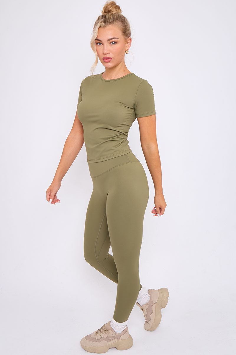 Athleisure T-shirt And Leggings Set - Oakley - Storm Desire