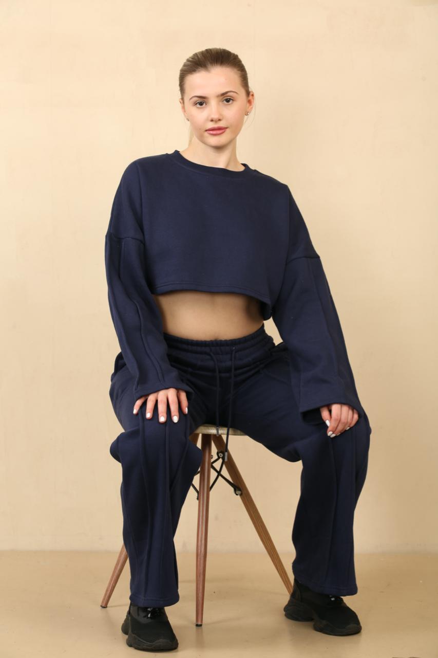 Baggy Crop Top And Flare Joggers Loungewear Set - Jamie - Storm Desire