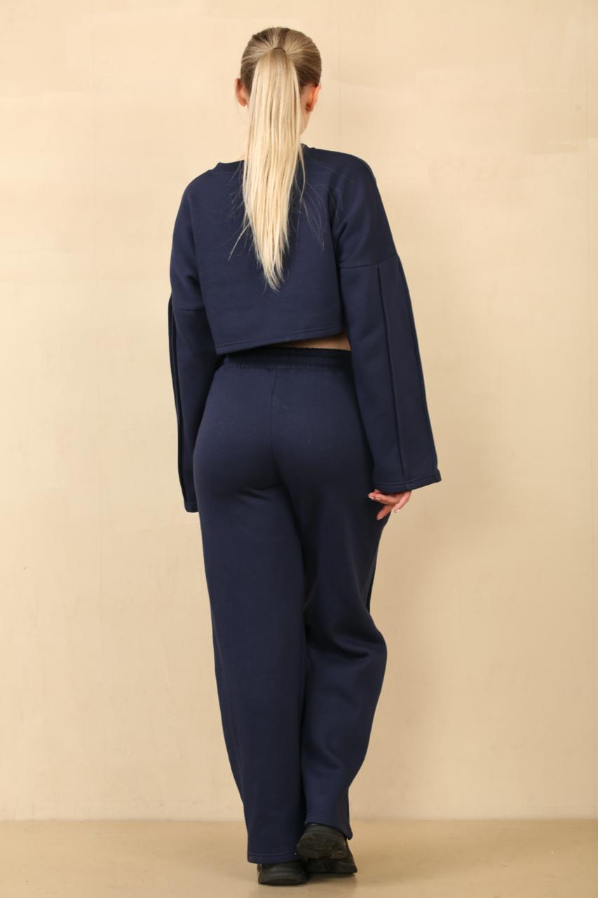 Baggy Crop Top And Flare Joggers Loungewear Set - Jamie - Storm Desire