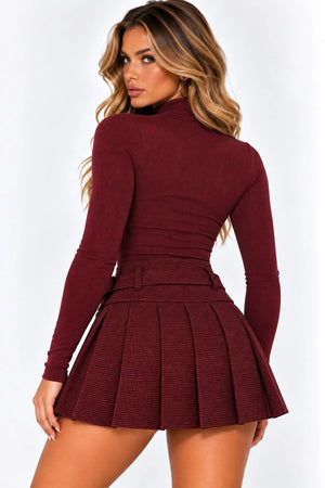 Wine houndstooth pleated mini skirt with belt and front buckle