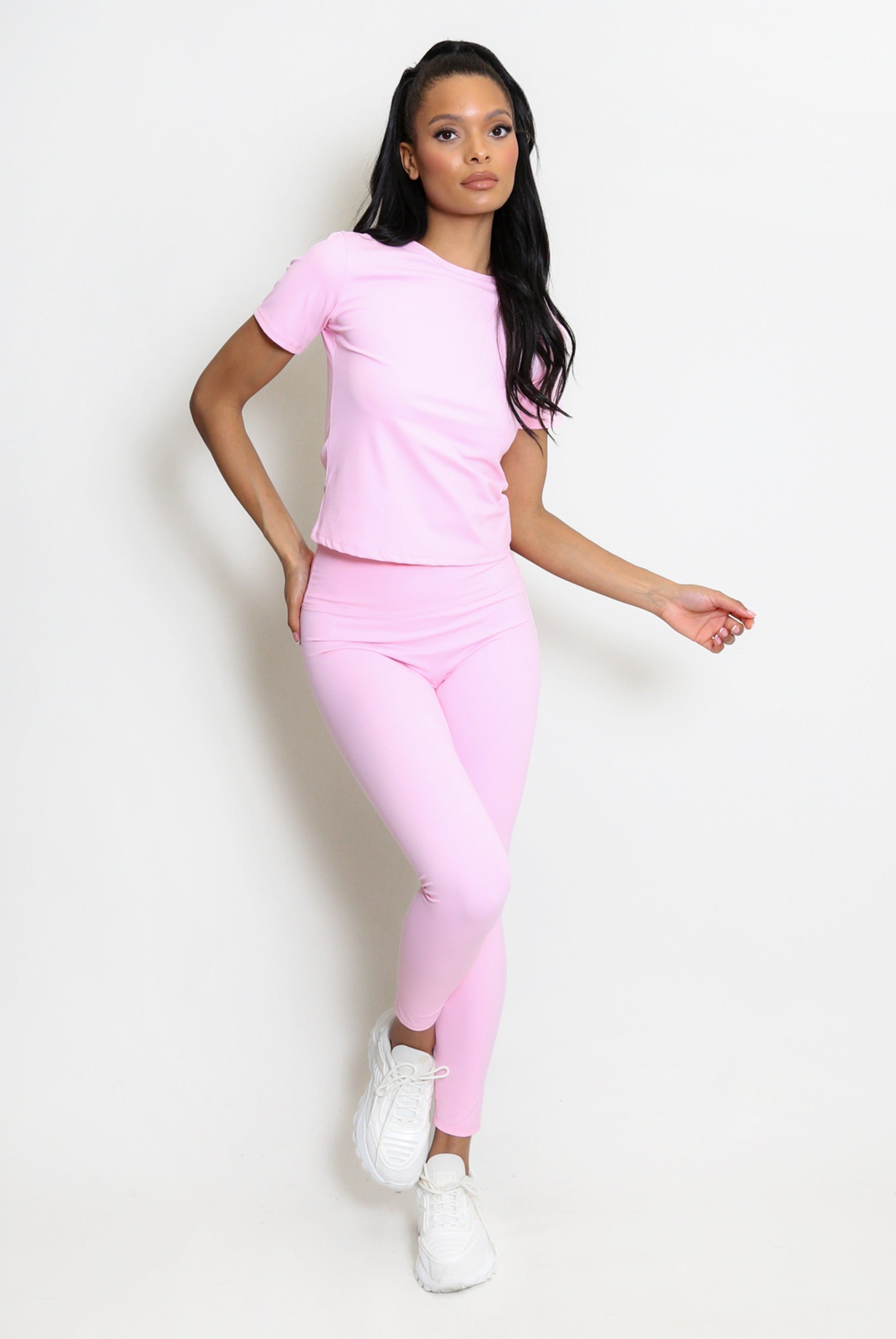 Athleisure T-shirt And Leggings Set - Oakley - Storm Desire