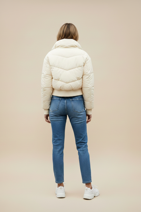 Back view hooded puffer jacket, off-white, diamond quilting, long sleeves