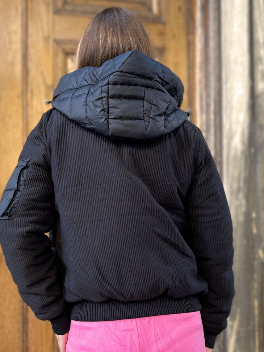 Black Ribbed Quilted Hooded Jacket - Judith - Storm Desire