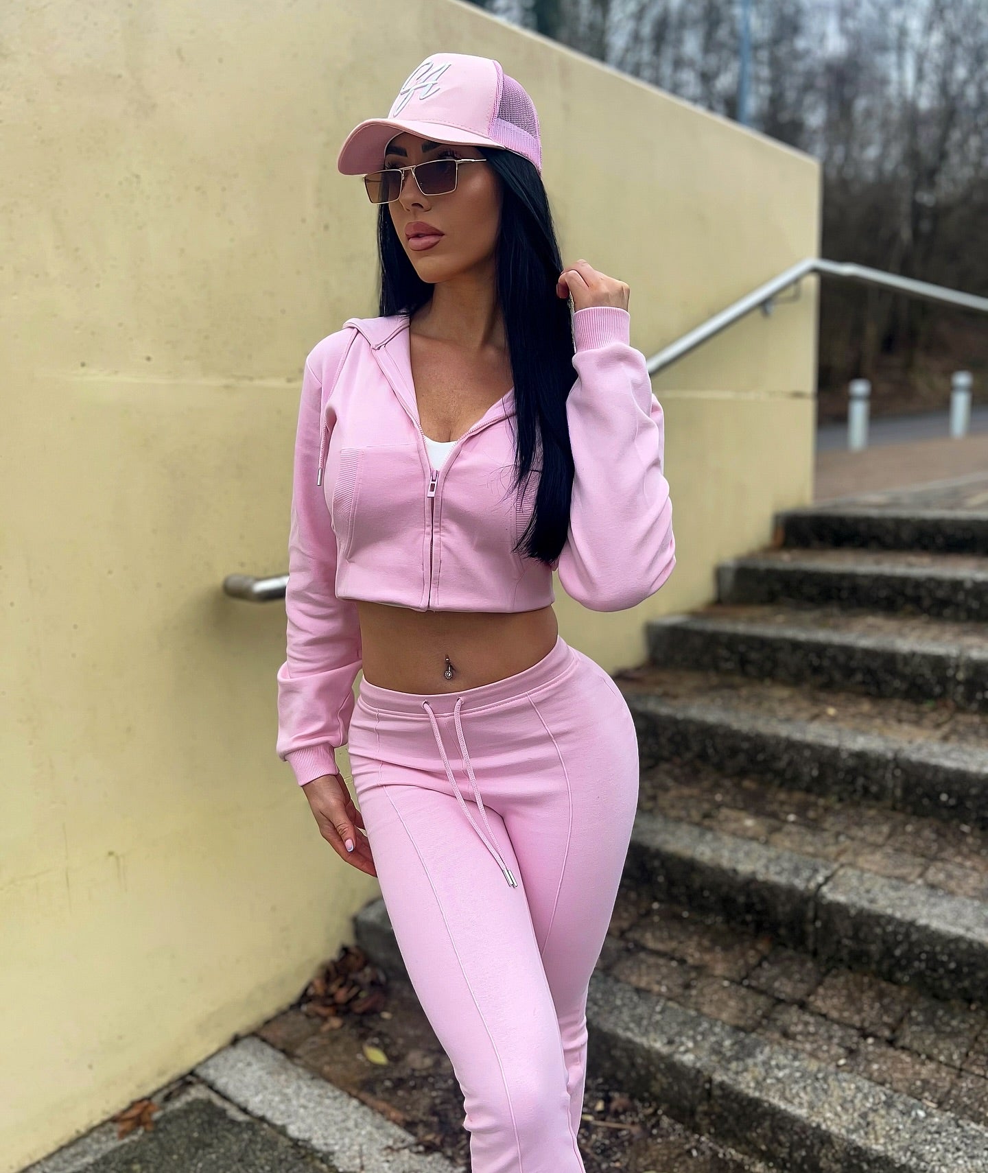 Cropped Hem Bell Bottom Joggers Set Fernanda