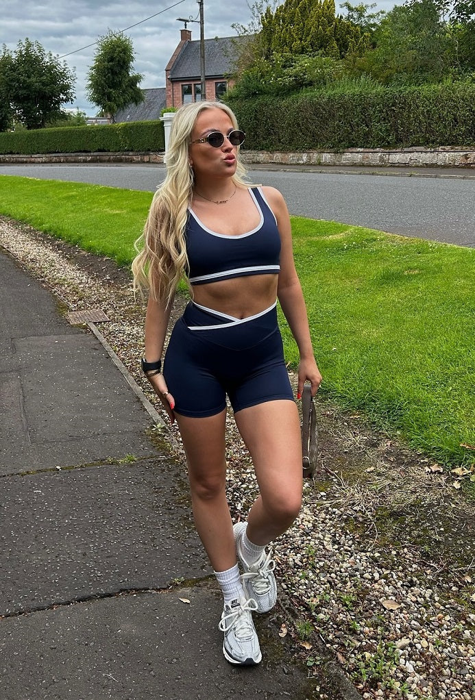 Active Crop Top And Shorts - Selene